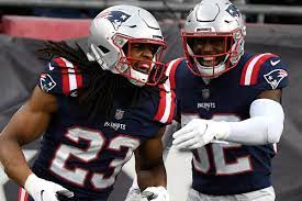 Les Patriots de la Nouvelle-Angleterre annoncent le retour des uniformes alternatifs rétro rouges pour la saison 2022